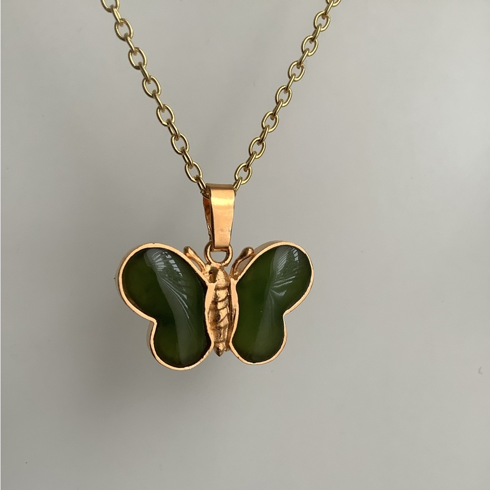 Vintage jade butterfly pendant necklace